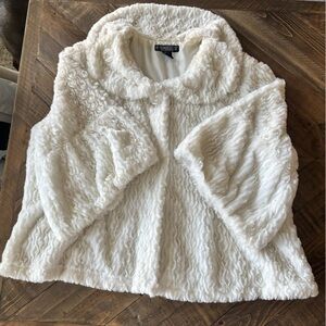 The Pyramid Collection Cream Faux Fur Short Jacket